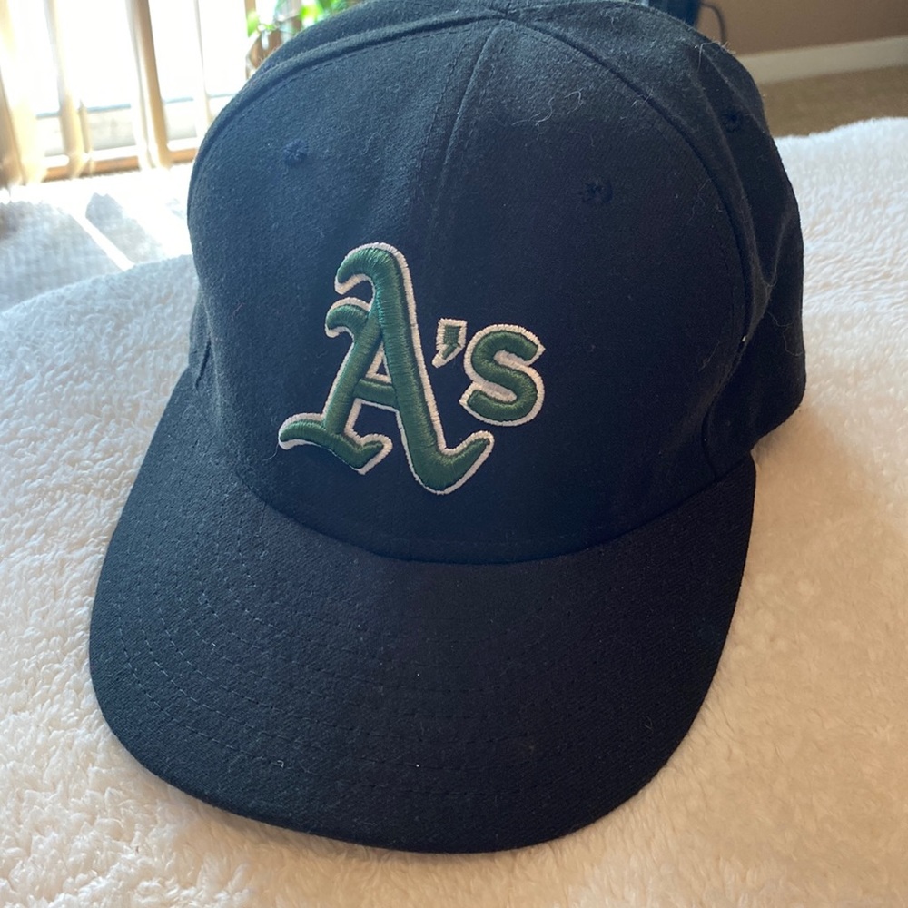 New Era Oakland Athletics official on-field baseball cap